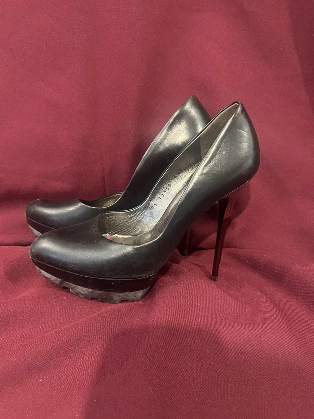 Salvatore Ferragamo high heels black size 7